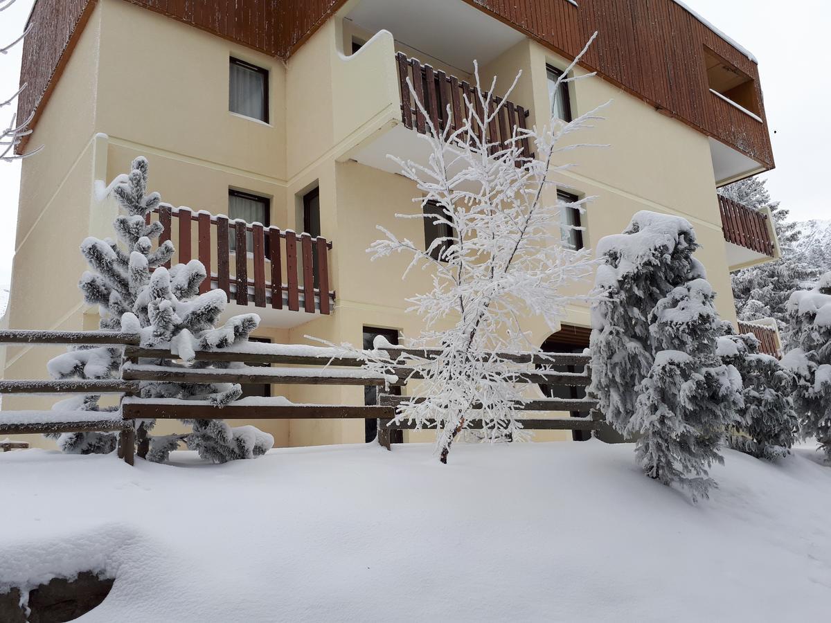 Vvf Les 7 Laux Massif De Belledonne Hotel Прапутел Екстериор снимка